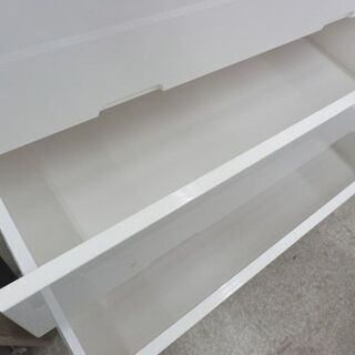 6段チェスト 幅約105cm 高さ約140cm 白 鏡面 レール式 タンス 箪笥 たんす マルミツ 札幌 西野店 6段チェスト 幅約105cm 高さ約140cm 白 鏡面 レール式 タンス