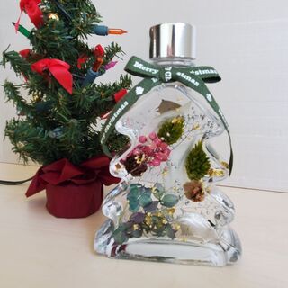 11月13日クリスマスモチーフの金箔ハーバリウム作り体験(ドリンク付)