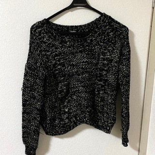 黒ニット