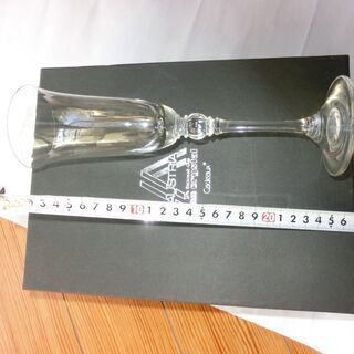 ★オストリア製、ガラス製品、2点、⭐未使用、状態良、⭐高さ有ます、◎お問い合わせ前にプロフィールをお読みくださいの画像