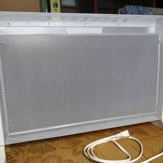 遠赤外線パネルヒーター