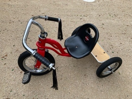 かわいい三輪車