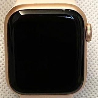 美品 Apple Watch Series5 40mm アップルウォッチ GPSの画像
