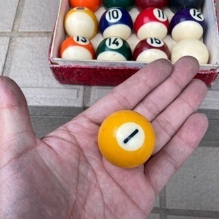 ミニビリヤード?！の球の画像