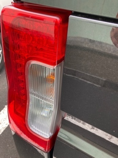 タント　la600s  純正テールランプ　左