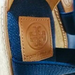 Tory Burch　トリーバーチサンダル定価40000　24～24、5の画像