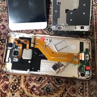 スマートフォン　分解済み　の画像