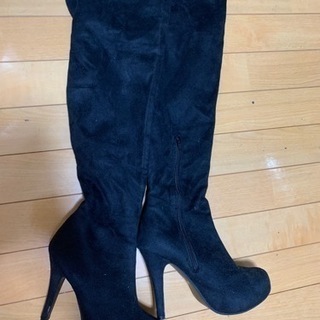ニーハイブーツ【Ｍサイズ】👢中古美品❤️ブラック×ヒョウ柄🐆