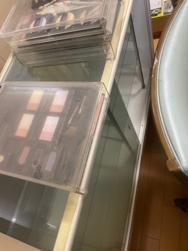 決まりました　ショーケースなど