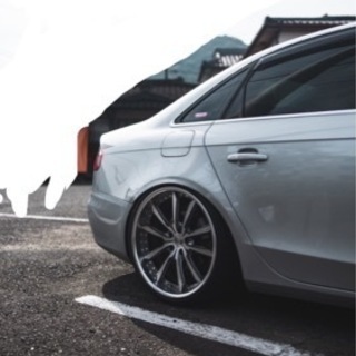 Audi A4 RS4グリルの画像