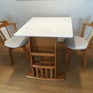 ダイニングテーブルお譲りします。の画像