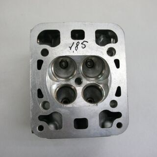 DUCATI　シリンダーヘッドの画像