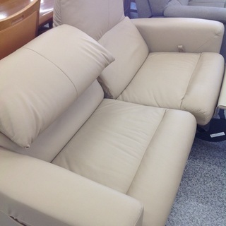 ベージュ レザー(合皮) リクライニング式 2人掛けソファー【9652000】