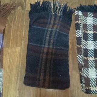 ブランド品ありポカポカマフラー４点セット！の画像