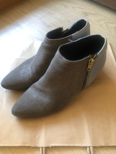 ショートブーツ
