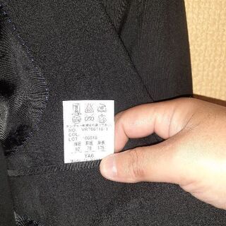 スーツ上下になります。の画像