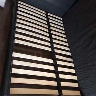 11月20日までに取りに来ていただける方！ダブルベットフレームの画像