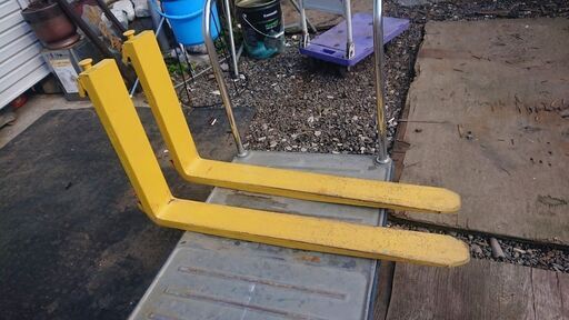 決まりました！【値下げしました】★フォークリフト　爪　美品★