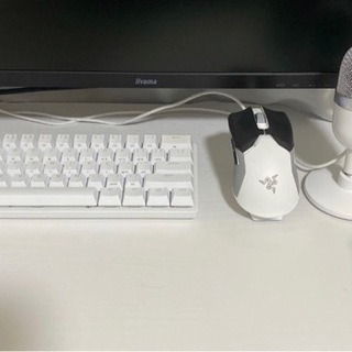 Razer ゲーミングマウス viper ultimate ゲーミングキーボード huntman mini seiren miniの画像