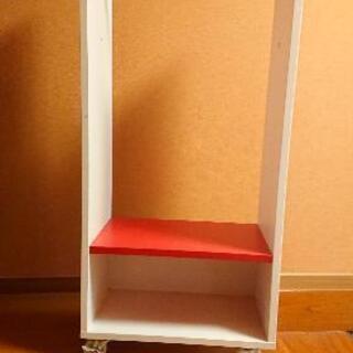 ハンガーラック IKEA 決まってます。