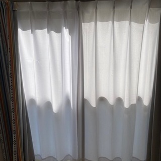カーテン　レース　引越しに伴いセットでお譲りいたします。の画像
