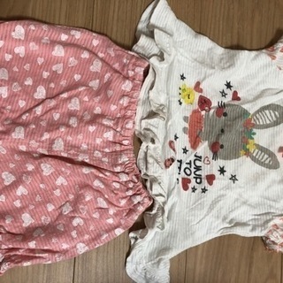 女児　80センチ　パジャマ　半袖、半ズボン
