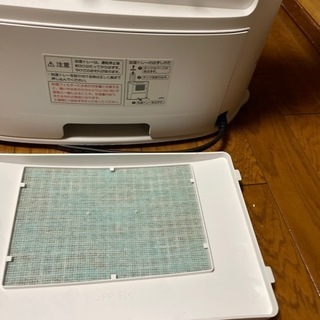 SHARP加湿セラミックファンヒーターの画像