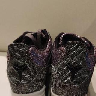 【美品】レディーススニーカー　23.5cmの画像