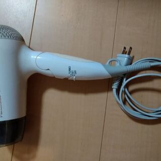 (取引中)ドライヤー　中古品