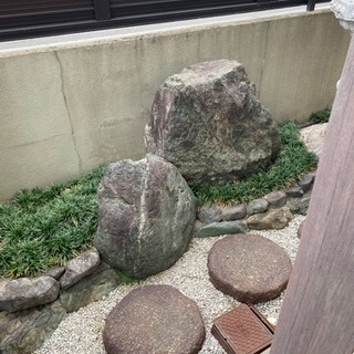 受付中止になります。灯篭.置き石.手水鉢     無料の画像