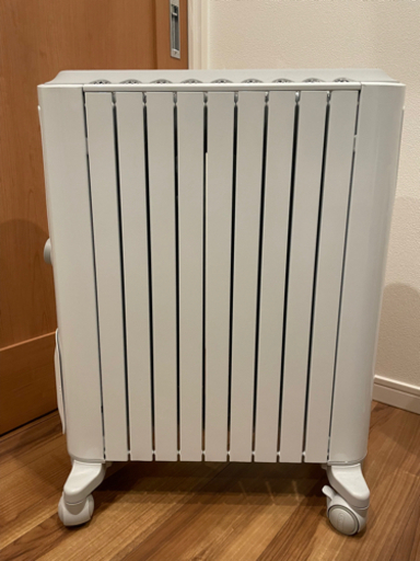 【美品】DeLonghi デロンギ オイルヒーター ベルカルド【さらに値下しました！】