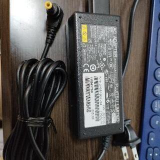 ACアダプター　FMVーAC320C