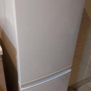 SHARP冷蔵庫(取説付き)の画像