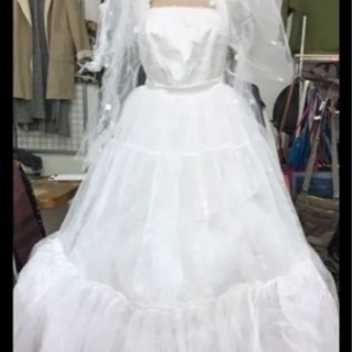 ウエディングドレス