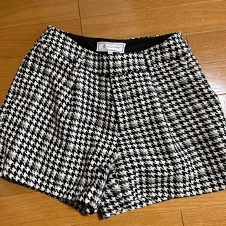 ショートパンツ