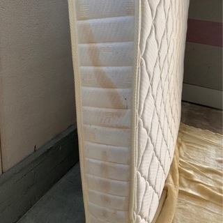 【無料】979 マットレスをお譲りします！！！の画像