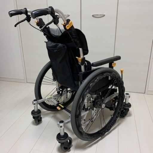 車イス　松永製作所　ネクストコア　くるり　車椅子　グレー