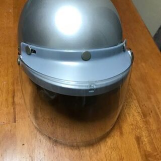 ヘルメットの画像