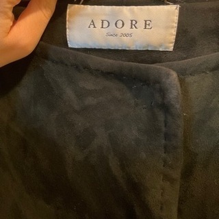 ADORE リアルムートンコートの画像