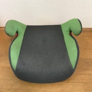 ジュニアシートあげます