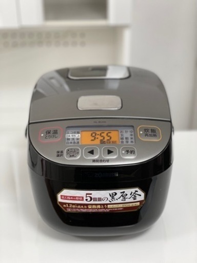 炊飯器　3合炊き　ZOJIRUSHI 2019年