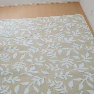 フロアラグをお譲りします。の画像