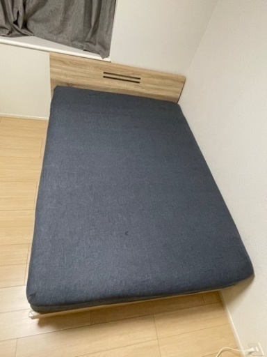 ダブルベッド　【値下げしました・早い者勝ち】