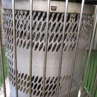 大型石油ファンヒーターの画像