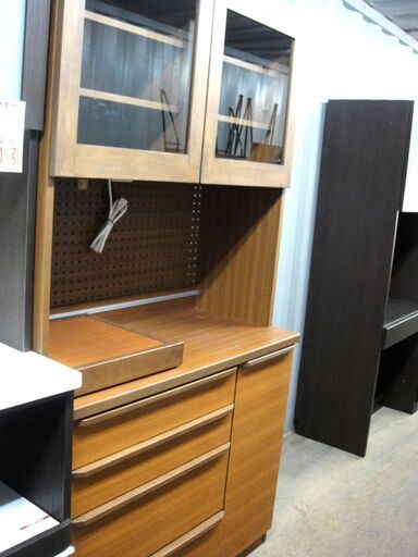 オープン食器棚　　143