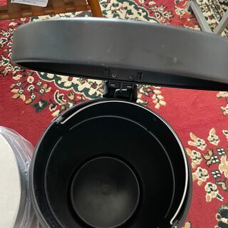 足踏みペダル付　ごみ箱2点　直径25cm 高さ 40cm金属製