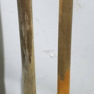 2 ビリヤード キュー 2本の画像