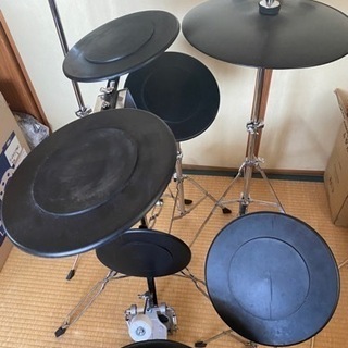 練習用ドラムセット　7点セット　の画像