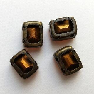 未使用★スワロフスキー#4600スクエア型石座付き4個トパーズの画像