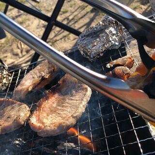 〈3月の部〉海辺で、焚き火会🔥 【火を囲んでゆったりしましょう～✨】 − 沖縄県
